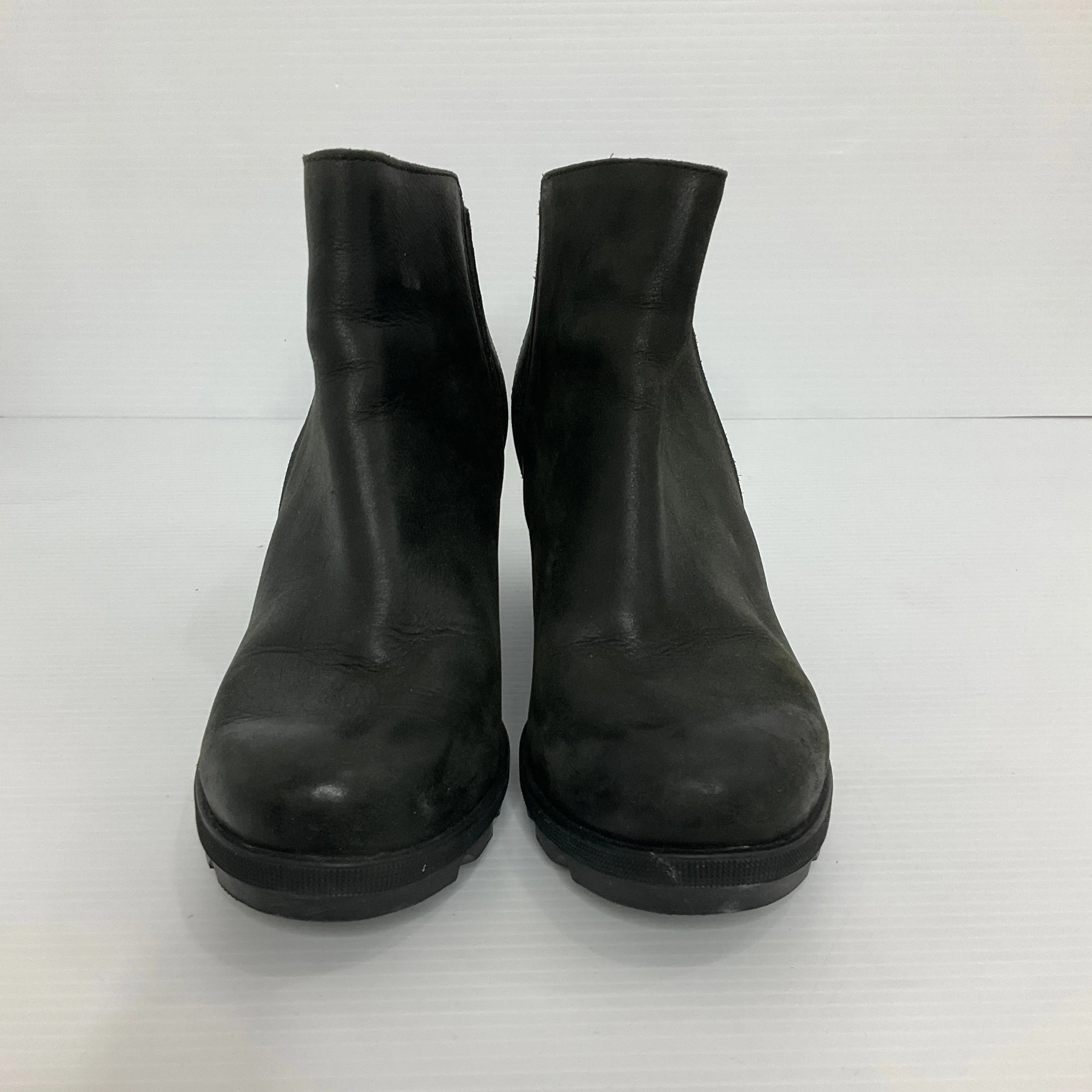 Black Boots Ankle Heels Sorel, Size 7.5