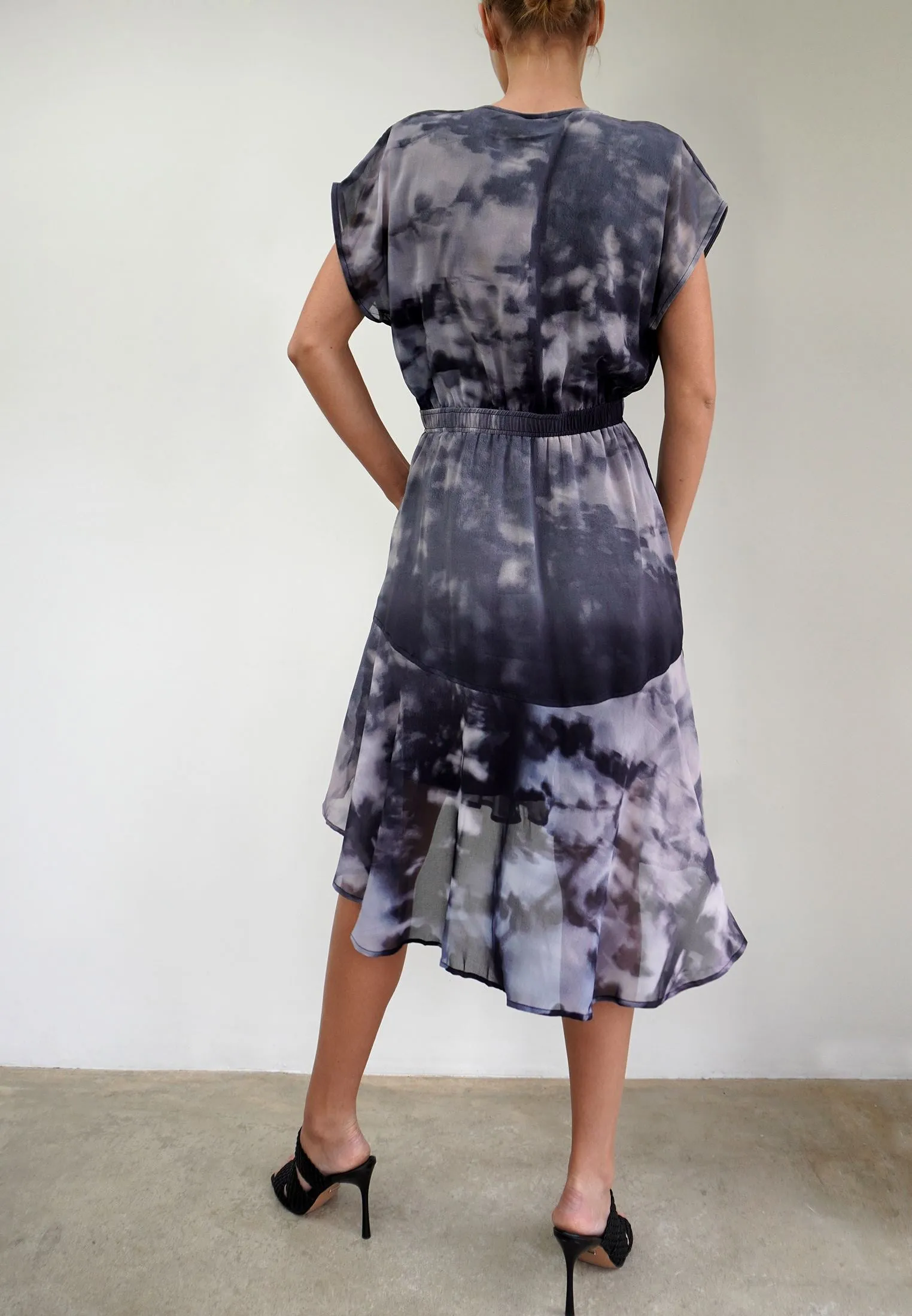 CHANNEL DRESS SHADOW PRINT