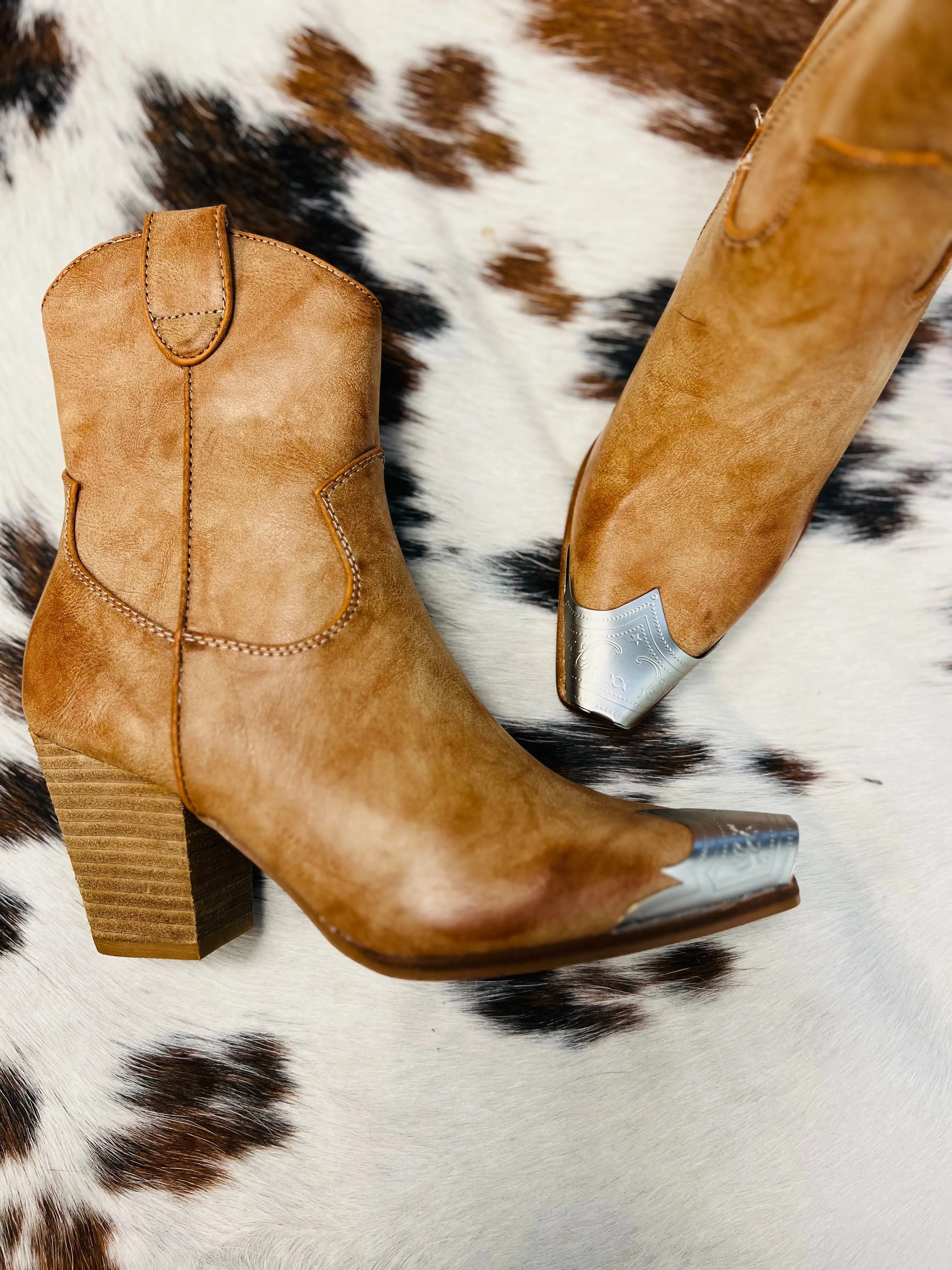 Dakota Steel Toed Booties