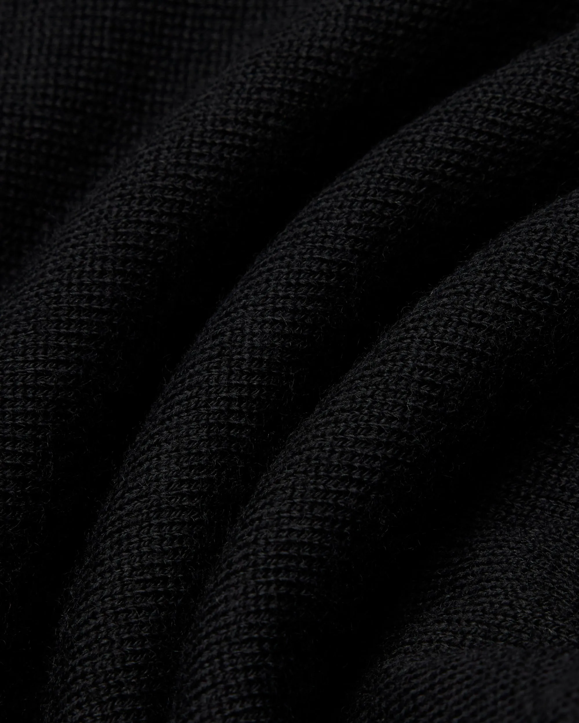 Lightweight Merino Harry Roll Neck