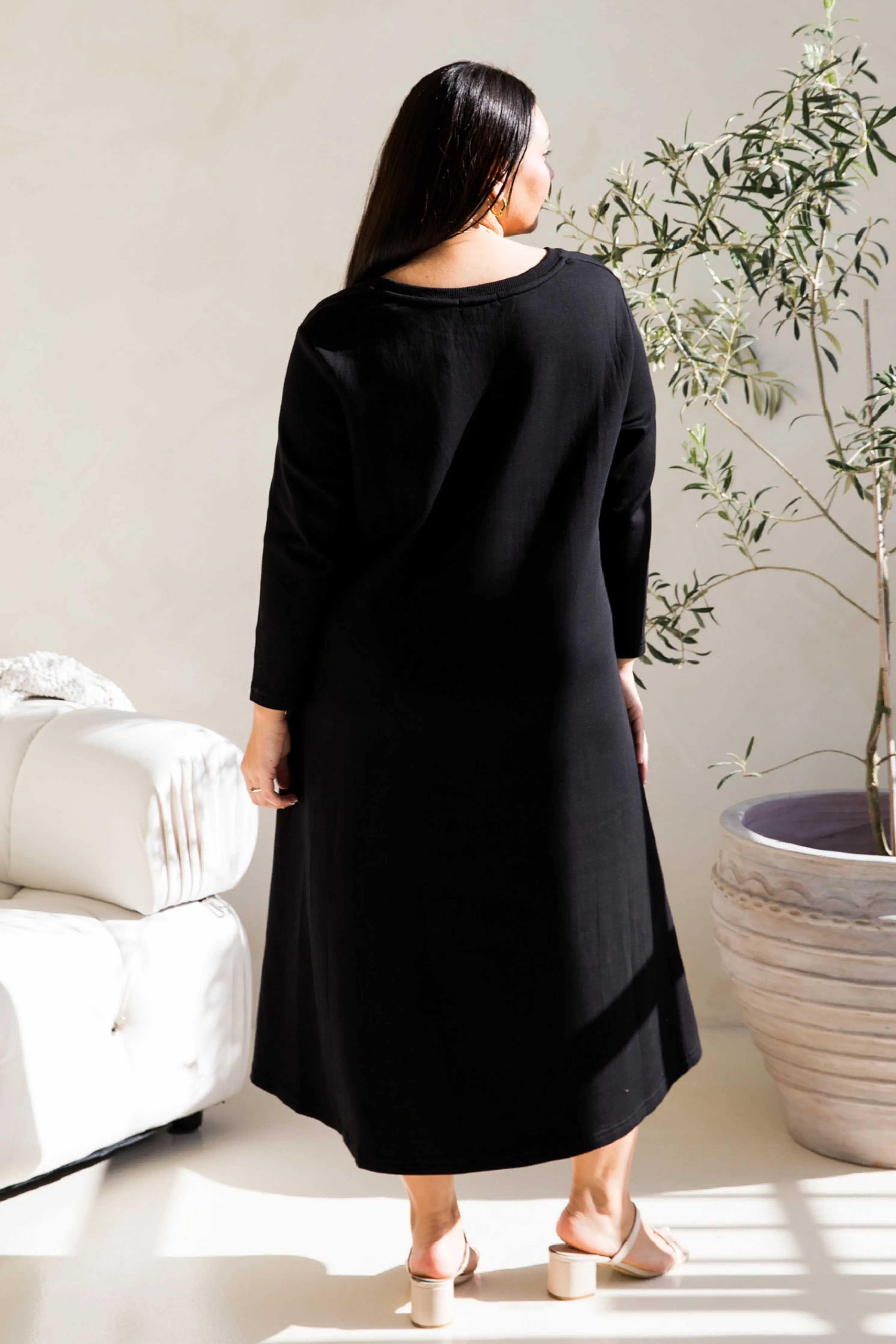 Luxe Cosy Dress in Black