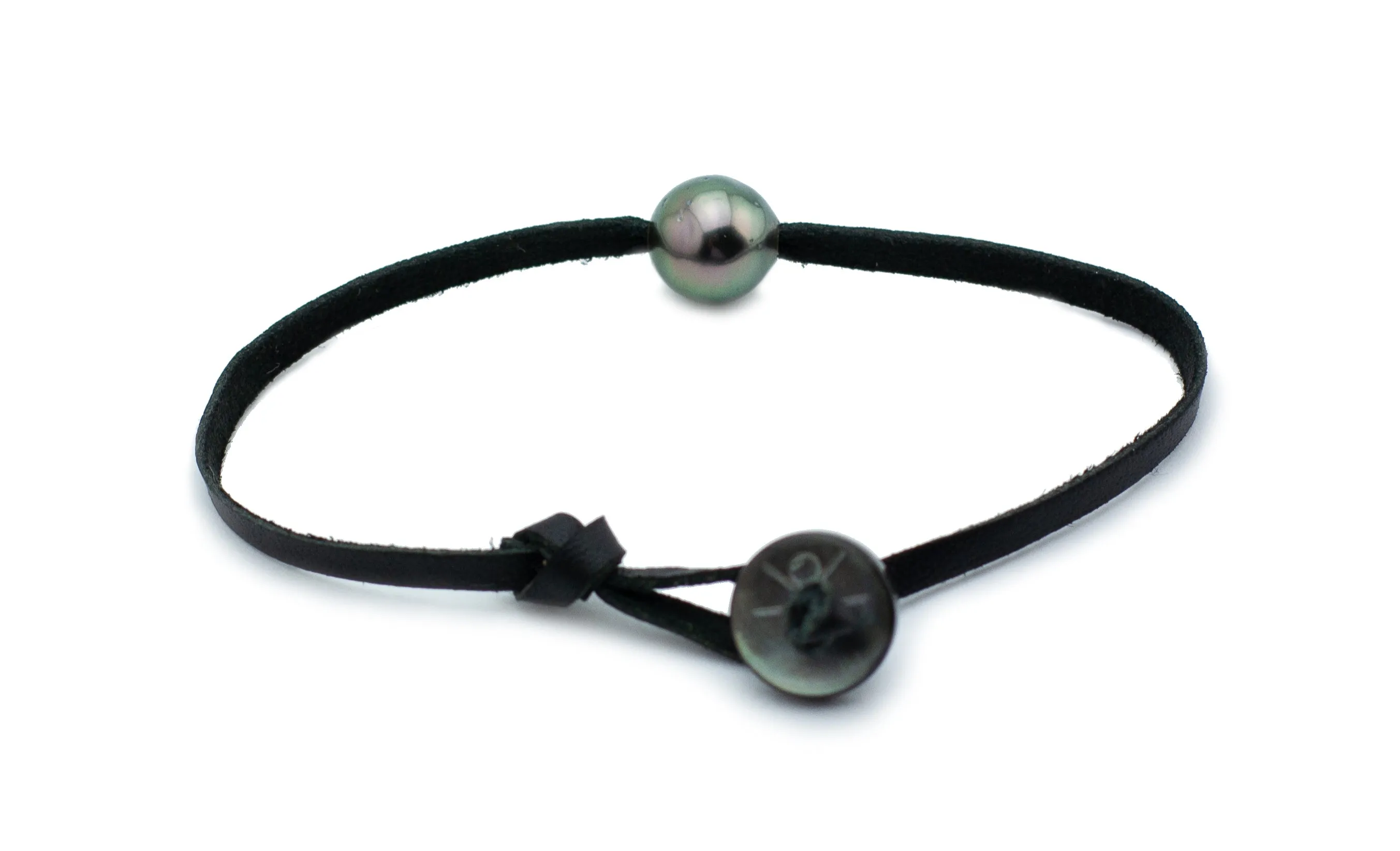 Mana Bracelet (button closure)