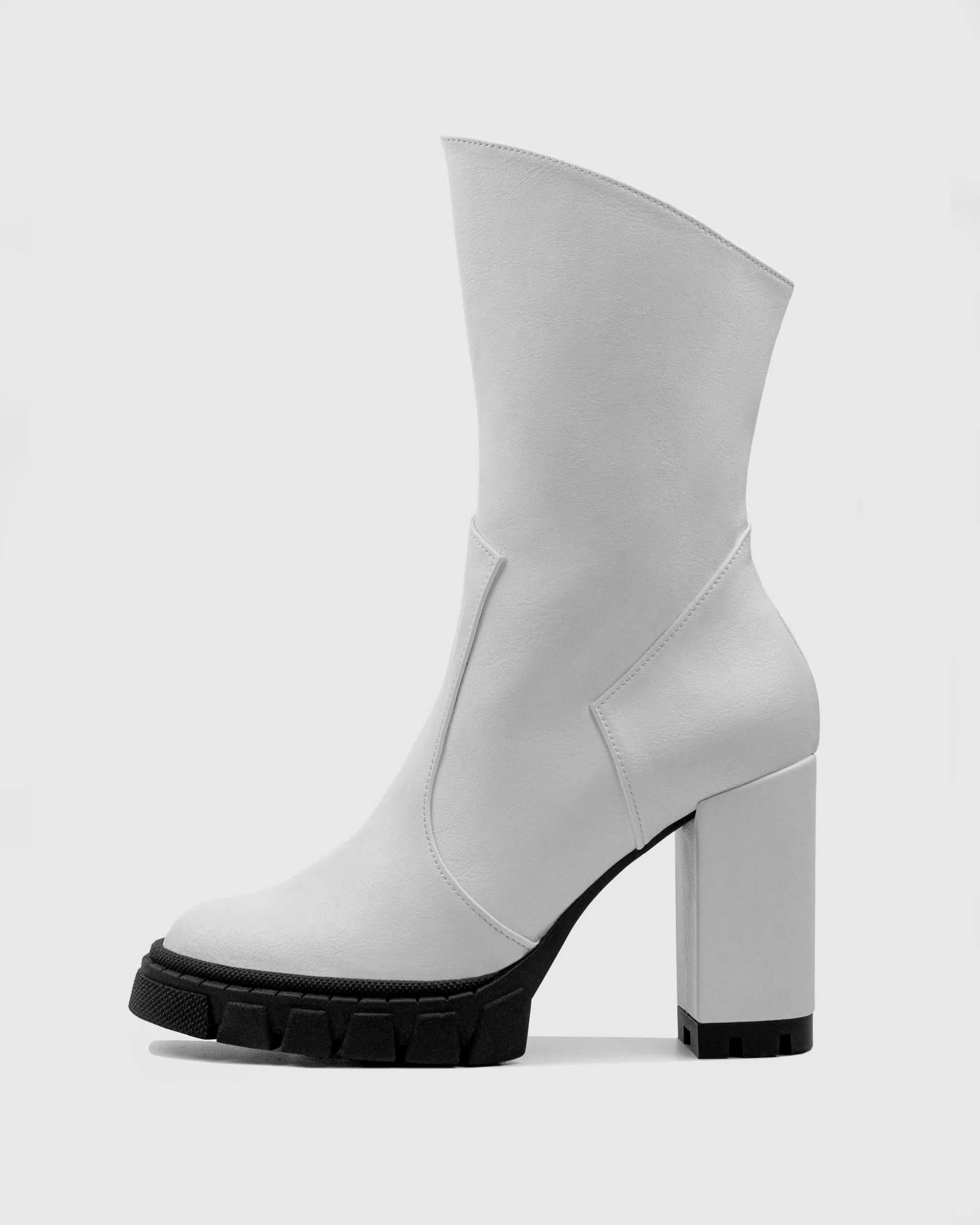 Ritual Boots White Vegea leather ankle boots