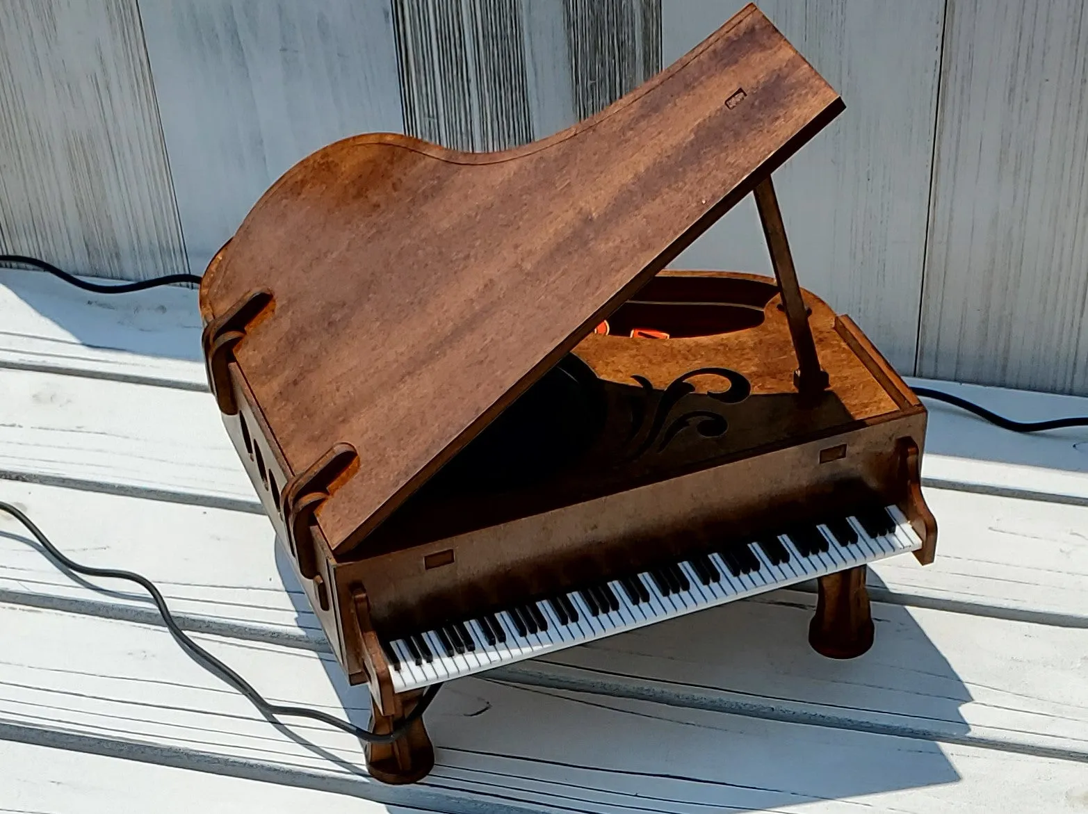 unique piano dot box